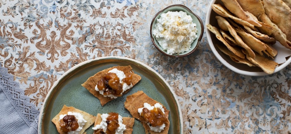 Čatni od suvog voća & aromatični krekeri