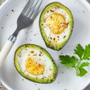 Jaja u avokadu