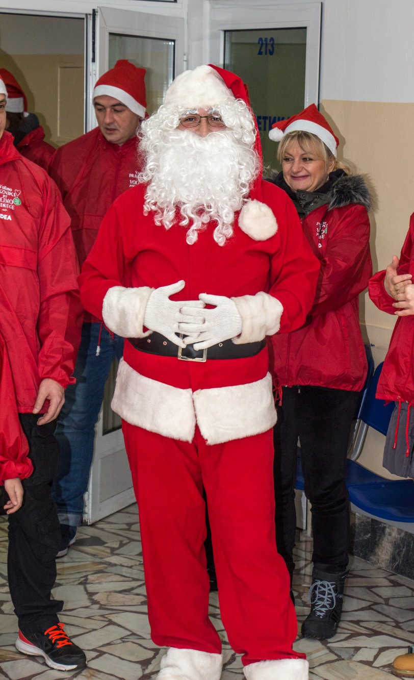 IMG_0448 (Custom) (2)