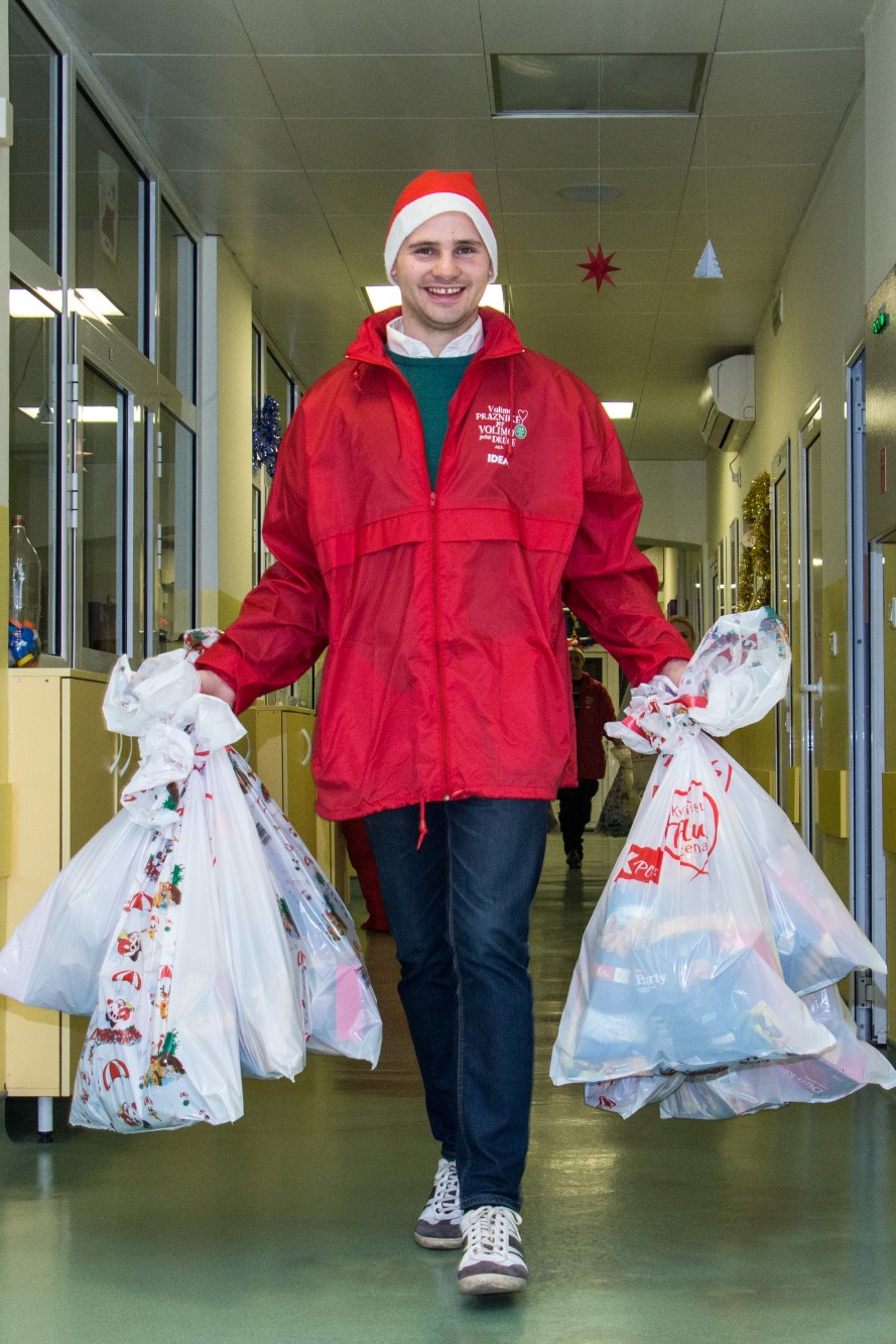 IMG_0552-2 (Custom) (2)