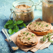 Domaća jetrena pašteta