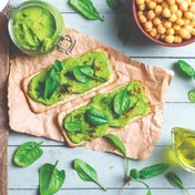 Sendvič sa leblebijom i avokadom 