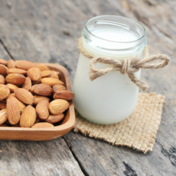 Bademovo mleko