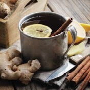 Detoks napitak sa đumbirom i cimetom