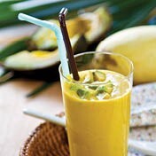 Smuti sa mangom i avokadom