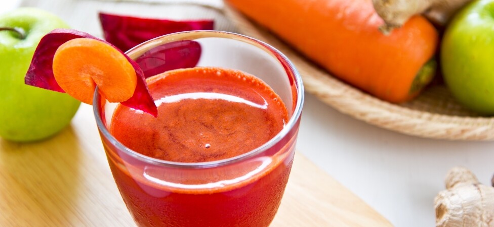 Sok od cvekle sa šargarepom i đumbirom 