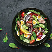 Salata sa tunom i avokadom