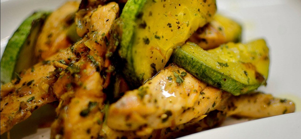 Lagana musaka sa piletinom