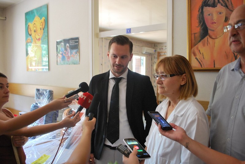 image-89a2f66ae57f5fb7c89f63f058e23b89c022c930948dfbf9ae69f2d5e65abb66-V