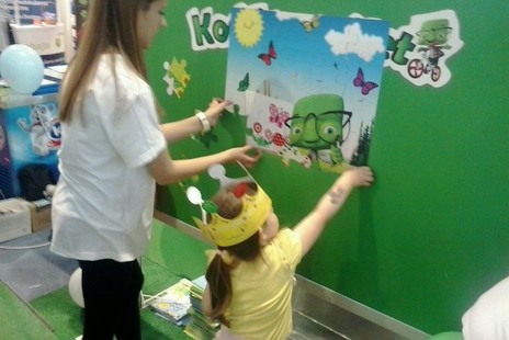 image-99ba0e1df353165cf2940fb0fff70c7d3314114c8244cf060f8f085f498d3387-V...