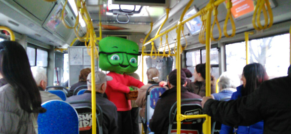 Jedna jabuka na dan-doktor iz kuće van!