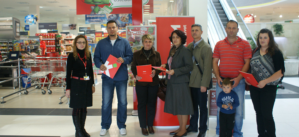 Uručene nagrade dobitnicima nagradne igre „Konzum maxi Visoko Vas nagrađuje“